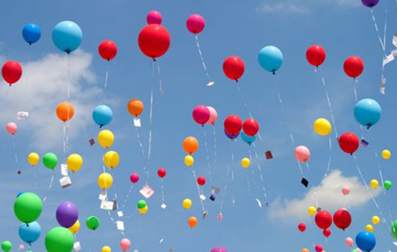 एमाले महाधिवेशनको प्रचारका लागि बेलुन उडाइयो    