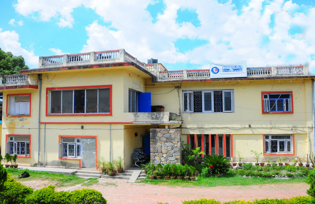 ३५ प्रतिशत नेपालीमा पुग्यो जीवन बीमा