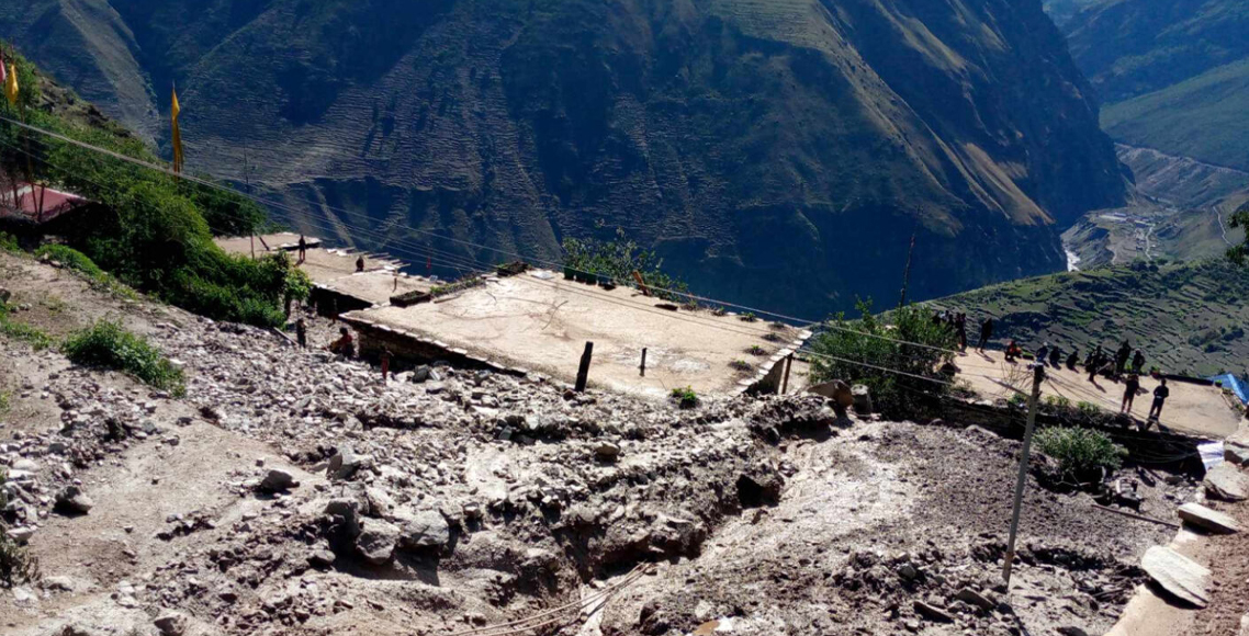 डोल्पाको काइकेमा भीषण पहिरो, ८ घर पूर्ण रूपमा पुरिए
