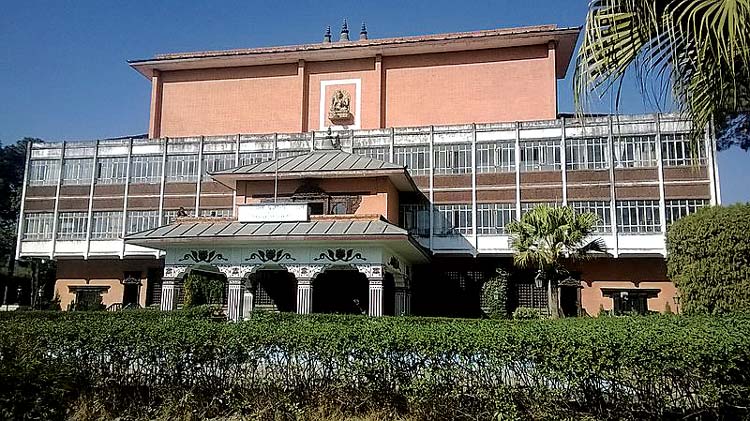 माओवादीको केन्द्रीय समिति बैठक प्रज्ञा भवनमा बस्ने