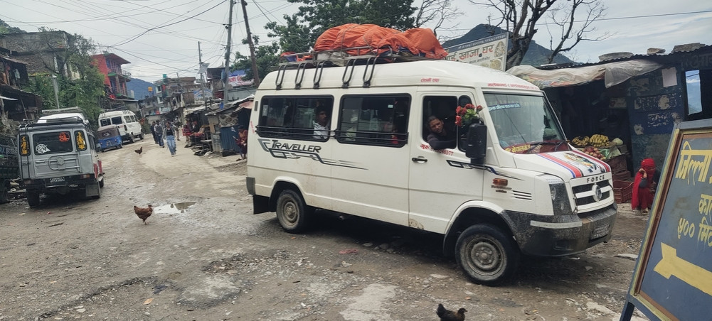 अवरुद्ध कर्णाली राजमार्ग सञ्चालन