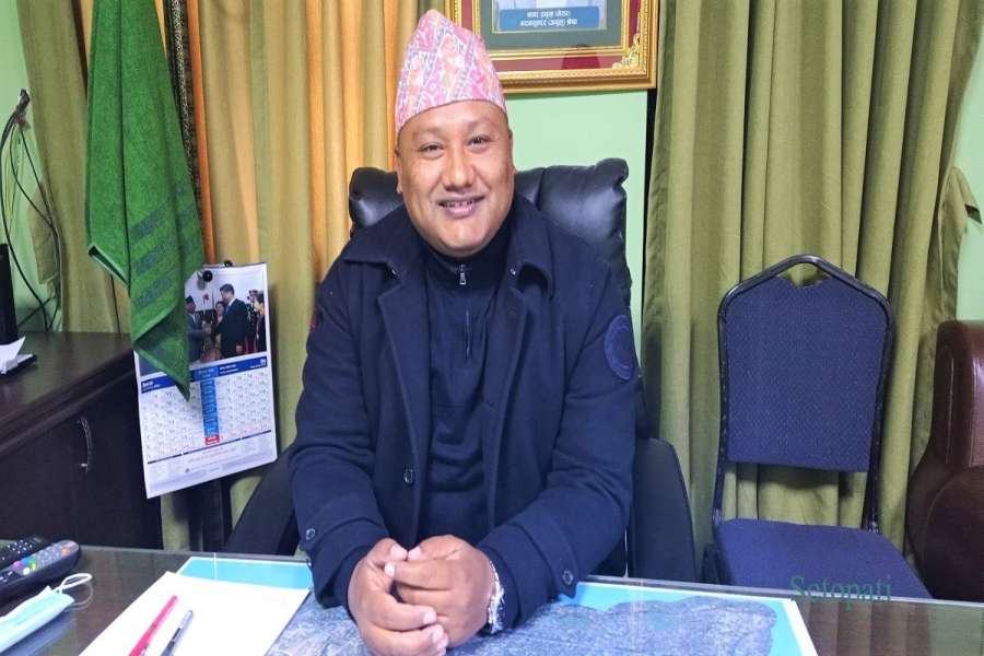 मध्यपुरथिमि नगरप्रमुख श्रेष्ठ सम्मानित