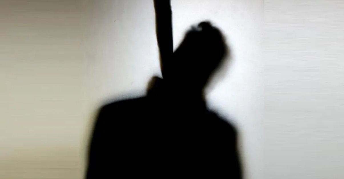 सल्यानमा झुण्डिएको अवस्थामा एक शव फेला