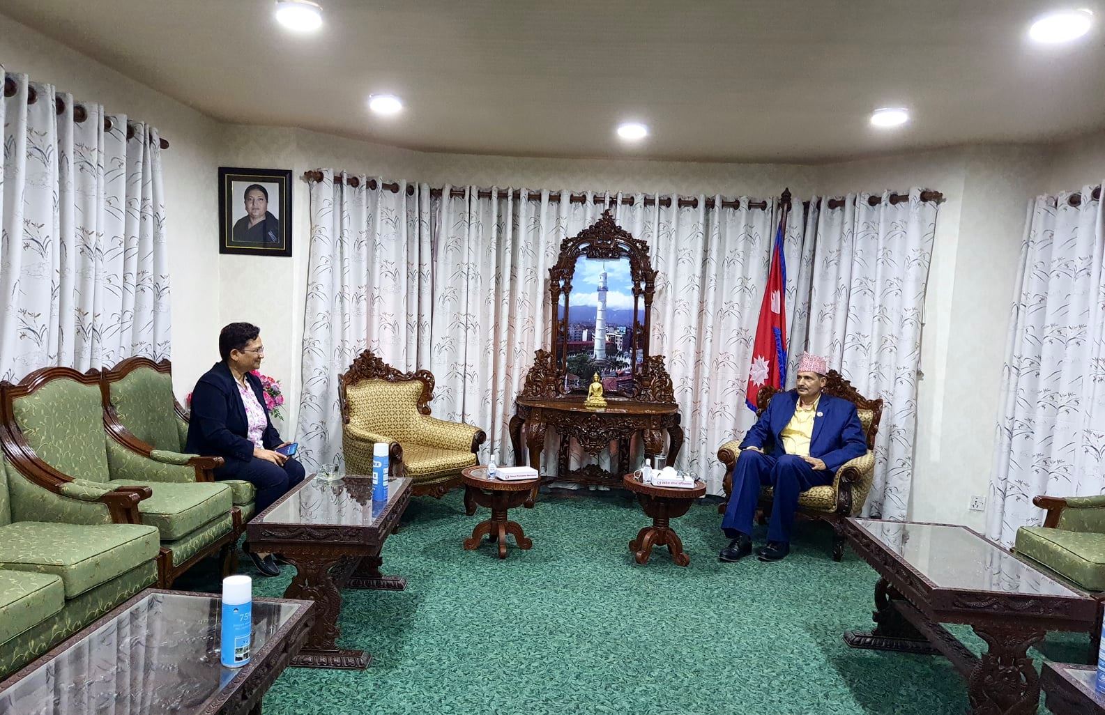 सभामुख सापकोटा र ऊर्जामन्त्री भुसालबीच छलफल