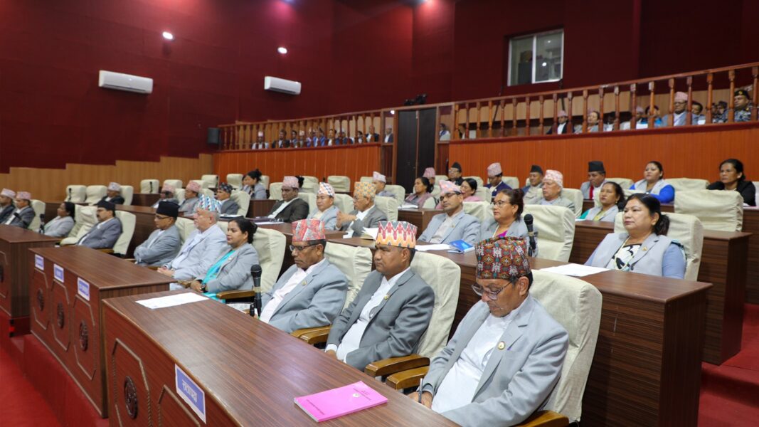 कर्णाली प्रदेश प्रज्ञा–प्रतिष्ठान विधेयक सभासमक्ष टेबुल