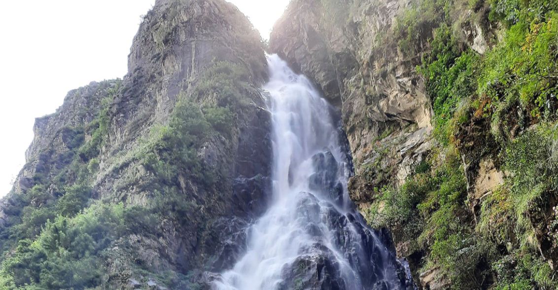 पर्यटक लोभ्याउँदै बुङ र अक्टोपस झरना