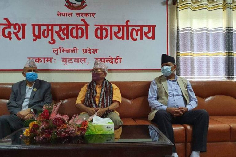 प्रदेश प्रमुख शेरचन र मुख्यमन्त्री पोखरेलबीच भेटवार्ता 